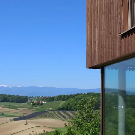 Kristomi Weinbergvillen