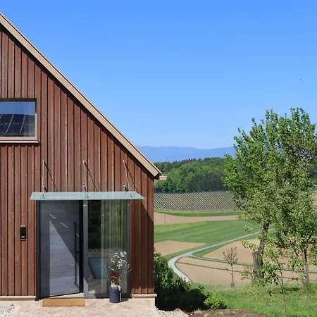 Kristomi Weinbergvillen *