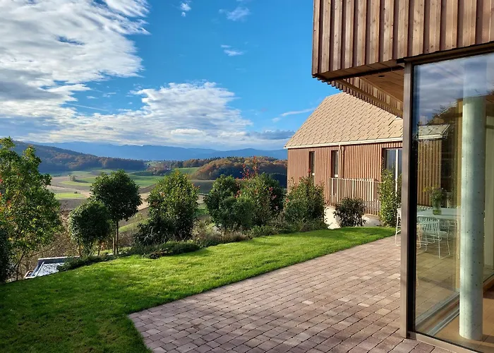 Vakantiehuis Kristomi Weinbergvillen