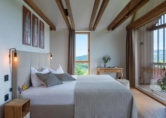 Vakantiehuis Kristomi Weinbergvillen