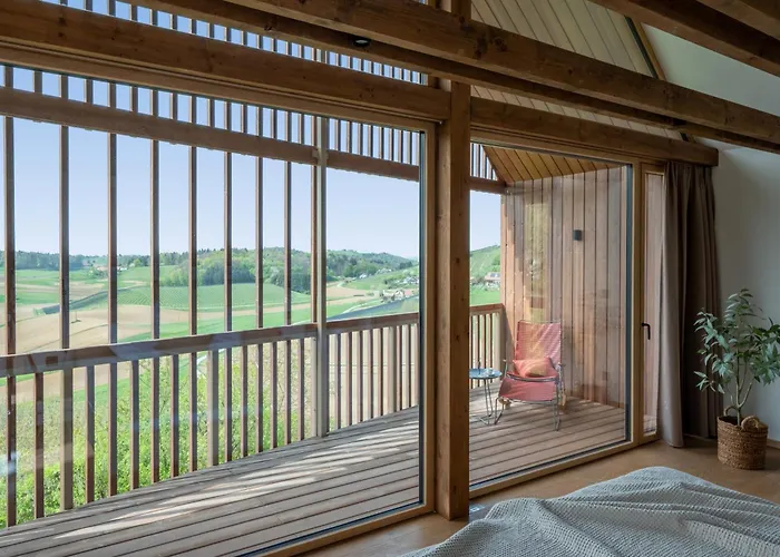 Kristomi Weinbergvillen Oberburgstall