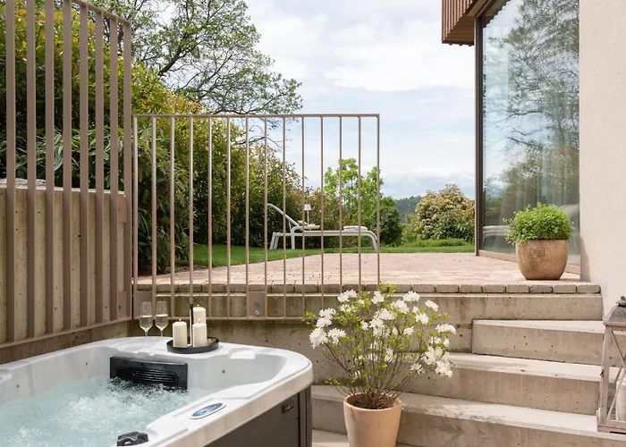 Vakantiehuis Kristomi Weinbergvillen Oberburgstall